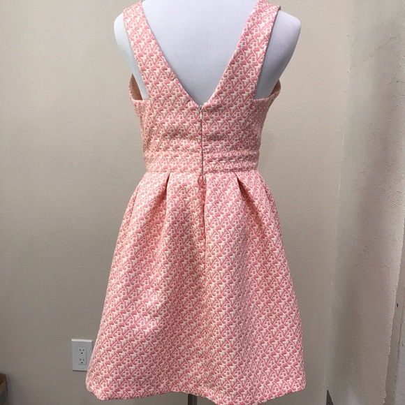 Stunning Guess dress with cutouts. - Picture 3 of 8